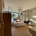 Glass And Wood Designer With Garden In Centertown *