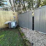 וילה Glass And Wood Designer With Garden In Centertown מונפלייה