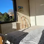 וילה Glass And Wood Designer With Garden In Centertown מונפלייה