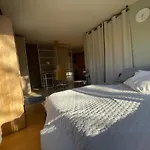 וילה Glass And Wood Designer With Garden In Centertown מונפלייה