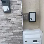 Glass And Wood Designer With Garden In Centertown וילה *