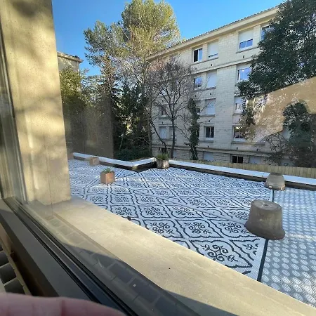 Glass And Wood Designer With Garden In Centertown *