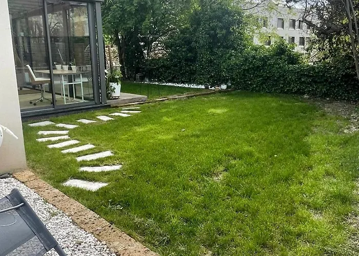 Glass And Wood Designer With Garden In Centertown