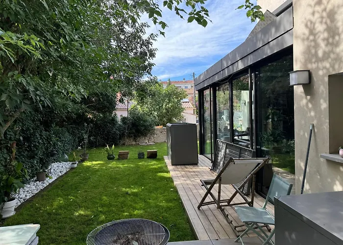 别墅 Glass And Wood Designer With Garden In Centertown 蒙彼利埃